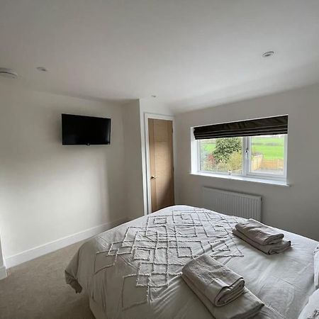 Newly Renovated 3 Bed Property - Countryside Views Dunstall Exterior photo